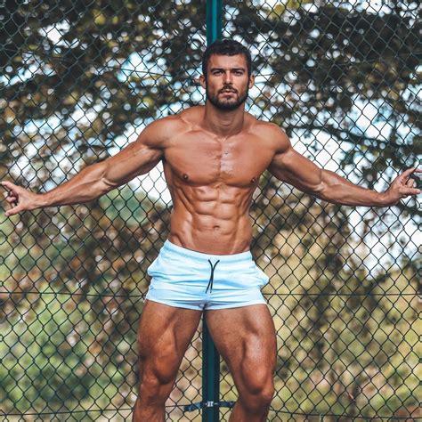 Josh Watson (mrmuscle) – Hot Men Universe